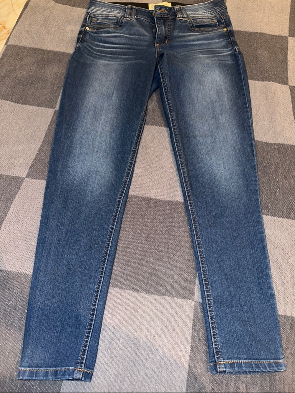 Democracy Women's Size 6 Blue Skinny Jeans